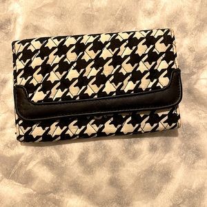 Vera Bradley Houndstooth Wallet